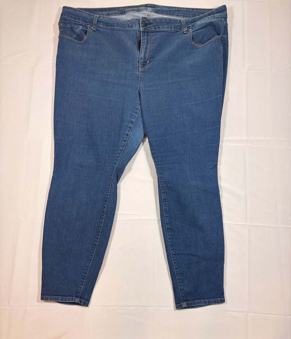 Women’s Old Navy Plus Size Rockstar Super Skinny Mid-Rise Dark Wash Jeans size 2